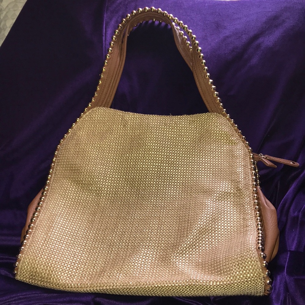 STUNNING BAG 🔥 STATEMENT PIECE 🔥
